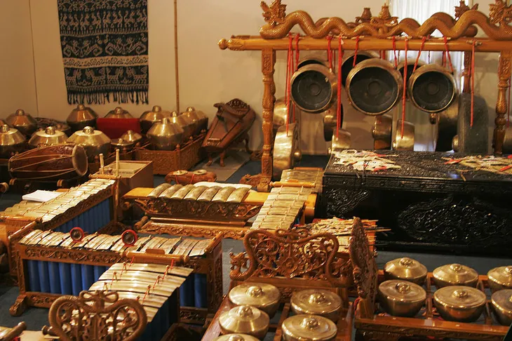 Alat musik Gamelan Kyai Gondangdia